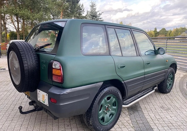 Toyota RAV4 cena 19900 przebieg: 220000, rok produkcji 1998 z Kielce małe 37